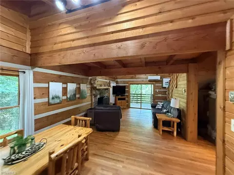 1105 Fall Creek Rd, Purlear, NC 28665 photo 15