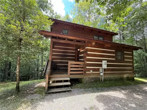 1105 Fall Creek Rd, Purlear, NC 28665 photo 31