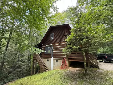 1105 Fall Creek Rd, Purlear, NC 28665 photo 33