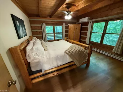 1105 Fall Creek Rd, Purlear, NC 28665 photo 23