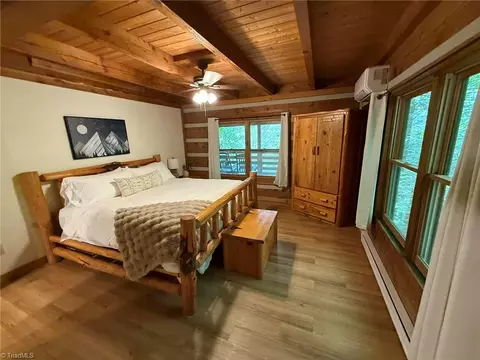 1105 Fall Creek Rd, Purlear, NC 28665 photo 22