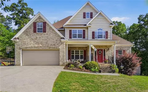 2515 Adrionna Ter, Clemmons, NC 27012