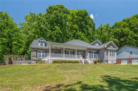 5485 Styers Ferry Rd, Clemmons, NC 27012