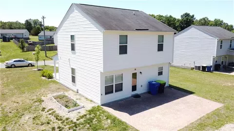 2136 Simpson Rd, Burlington, NC 27217 photo 4