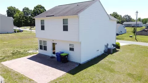 2136 Simpson Rd, Burlington, NC 27217 photo 6