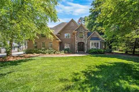 5605 Birkdale Dr, Lexington, NC 27295