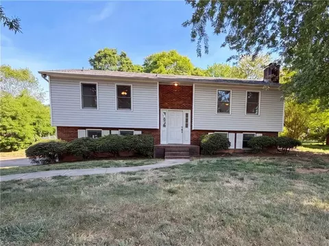 104 Linville Springs Rd, Kernersville, NC 27284