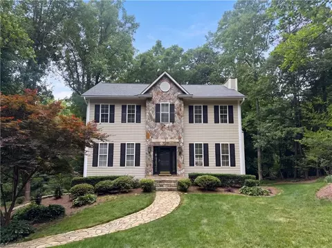 120 Stones Throw Ct, Winston Salem, NC 27106