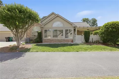 4332 Grassy Moss Dr, Greensboro, NC 27409