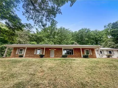 1011 Westmont Dr, Asheboro, NC 27205
