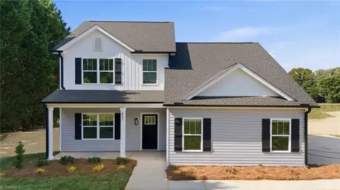 857 Sedge Garden Rd, Kernersville, NC 27284