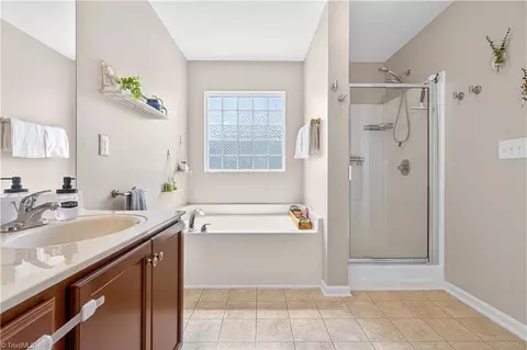 Bath - 2546 Covington Loop, Graham, NC 27253 photo 2 of 2