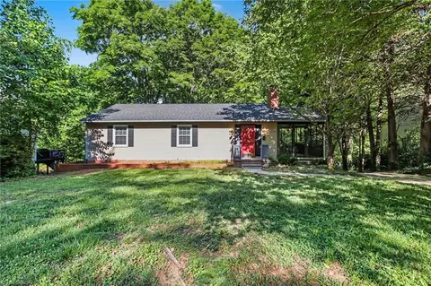 336 Lawndale Dr, Winston Salem, NC 27104