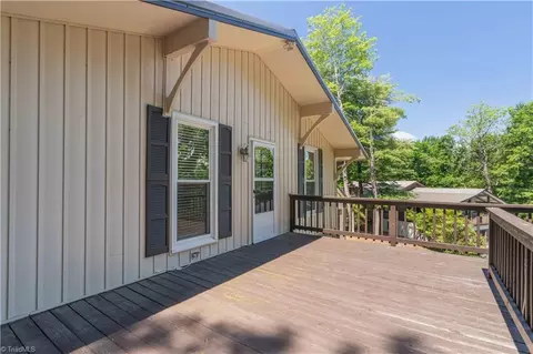 Exterior - 81 Pine Tree Dr, Roaring Gap, NC 28668 photo 5 of 8