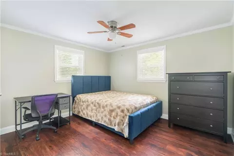 Bedroom - 81 Pine Tree Dr, Roaring Gap, NC 28668 photo 3 of 5