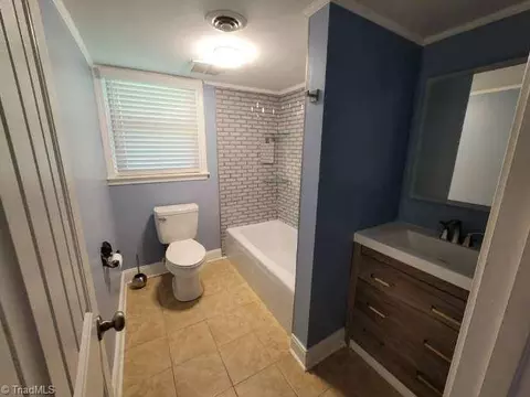 Bath - 81 Pine Tree Dr, Roaring Gap, NC 28668 photo 3 of 4