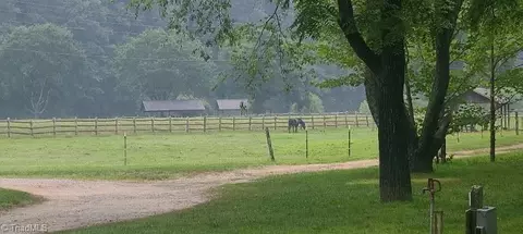 000 Wild Turkey Rd, Ferguson, NC 28624