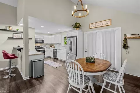 Dining - 109 Brookleigh Ct, Trinity, NC 27370 photo 2 of 3