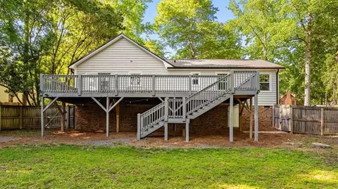 Exterior - 109 Brookleigh Ct, Trinity, NC 27370 photo 7 of 9