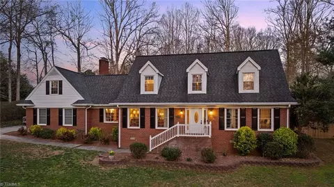 3500 Sunningdale Ln, Statesville, NC 28625
