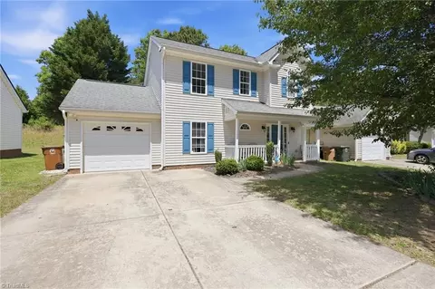 4105 Bluestem Dr, Greensboro, NC 27405
