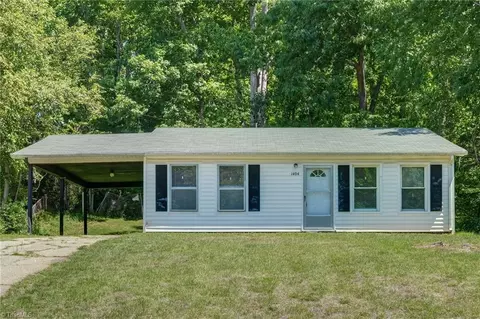 1404 Ballymena Dr, Reidsville, NC 27320