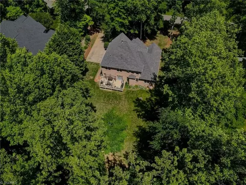 View/Area - 3420 Tanglebrook Trl, Clemmons, NC 27012 photo 2 of 8