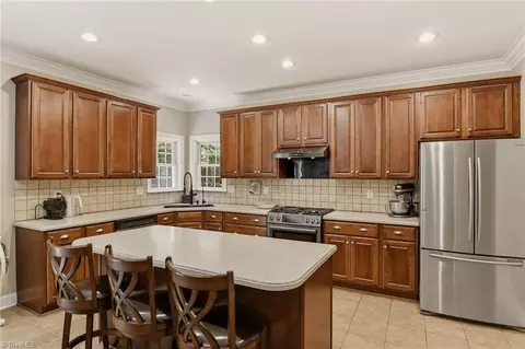 Kitchen - 3420 Tanglebrook Trl, Clemmons, NC 27012 photo 2 of 5