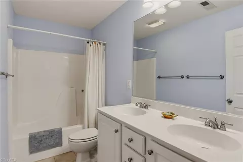 Bath - 3420 Tanglebrook Trl, Clemmons, NC 27012 photo 3 of 3