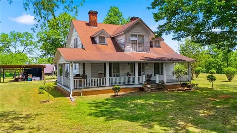 3450 Sparta Rd, North Wilkesboro, NC 28659