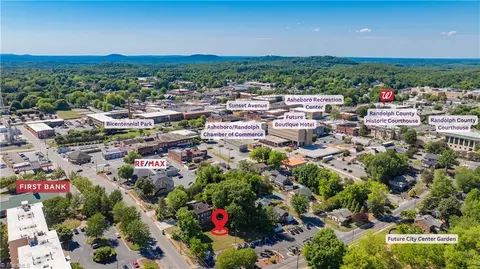 163 Academy St E, Asheboro, NC 27203