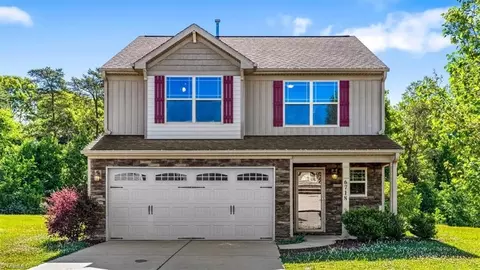 6718 Planters Dr, High Point, NC 27265