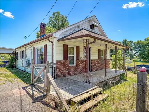 147 Handy Walker St, North Wilkesboro, NC 28659