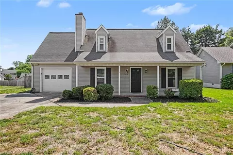 1652 Quillmark Rd, Winston Salem, NC 27127
