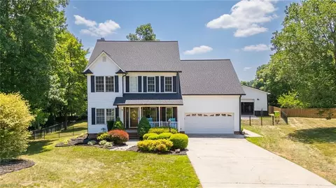 323 Ridge Dr, Lexington, NC 27295