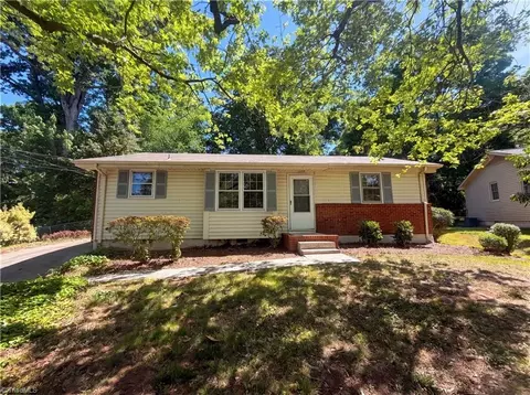120 Revere Dr, Greensboro, NC 27407