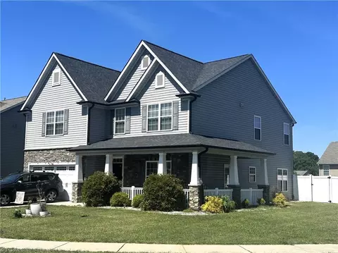 4000 Brayden Dr, High Point, NC 27265