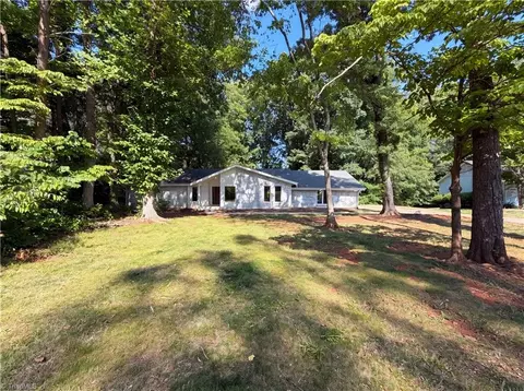 3255 Parrish Rd, Winston Salem, NC 27105