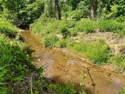 405 Brown Rd, King, NC 27021 photo 3