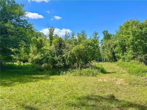 405 Brown Rd, King, NC 27021 photo 9