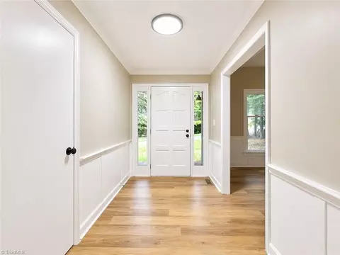 3614 Kingston Rd, Winston Salem, NC 27106