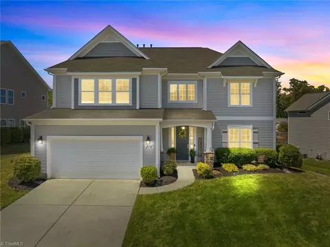 806 Blue Moon Ct, Greensboro, NC 27455