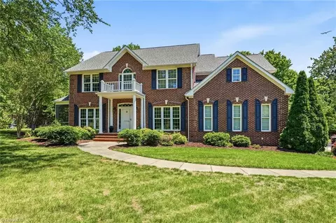 5104 Mcmurray Cir, Greensboro, NC 27410