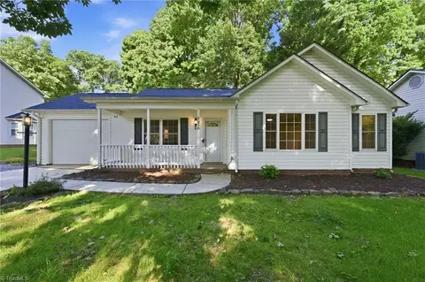 2610 Cromwell Rd, Greensboro, NC 27407