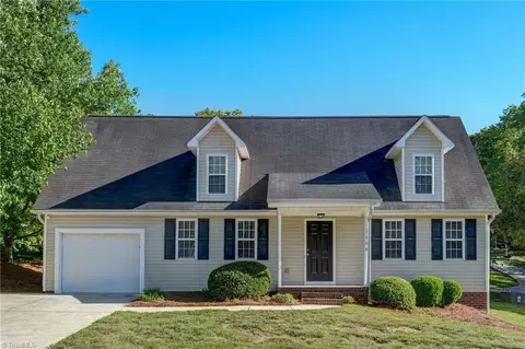 1608 Bridgeport Ter, High Point, NC 27265