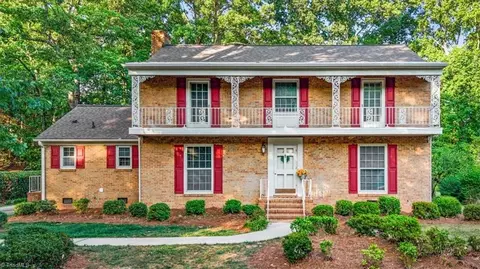 508 Leawood Dr, Greensboro, NC 27410