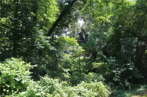 1805 Commerce Ave E, High Point, NC 27260 photo 8
