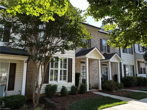 11 Abelia Ct, Greensboro, NC 27455