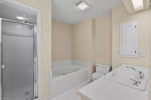 Bath - 5264 Williard Rd, Oak Ridge, NC 27310 photo 2 of 4