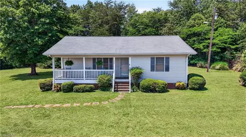482 Bethany Rd, Reidsville, NC 27320